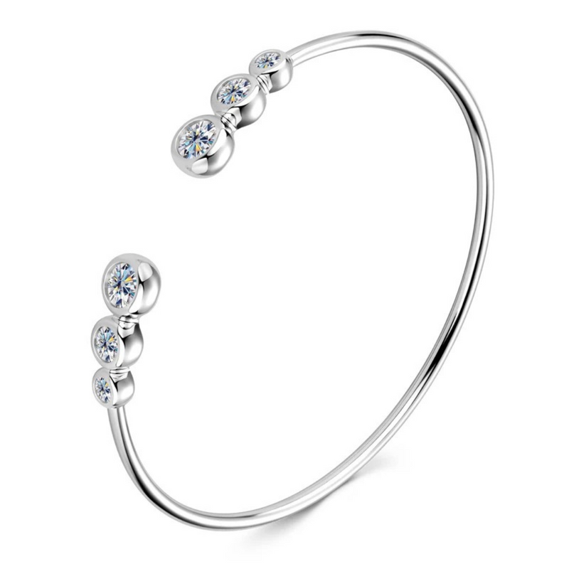 Bracelete Ajustável Elegance em Cristal de Moissanite