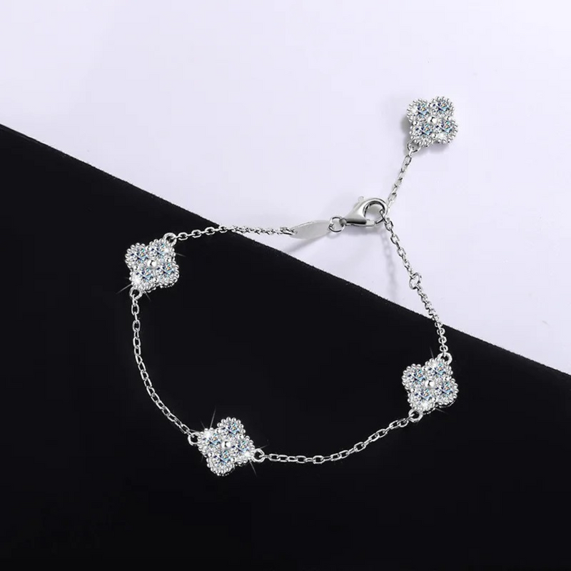 Bracelete Lucky Love em Cristal de Moissanite