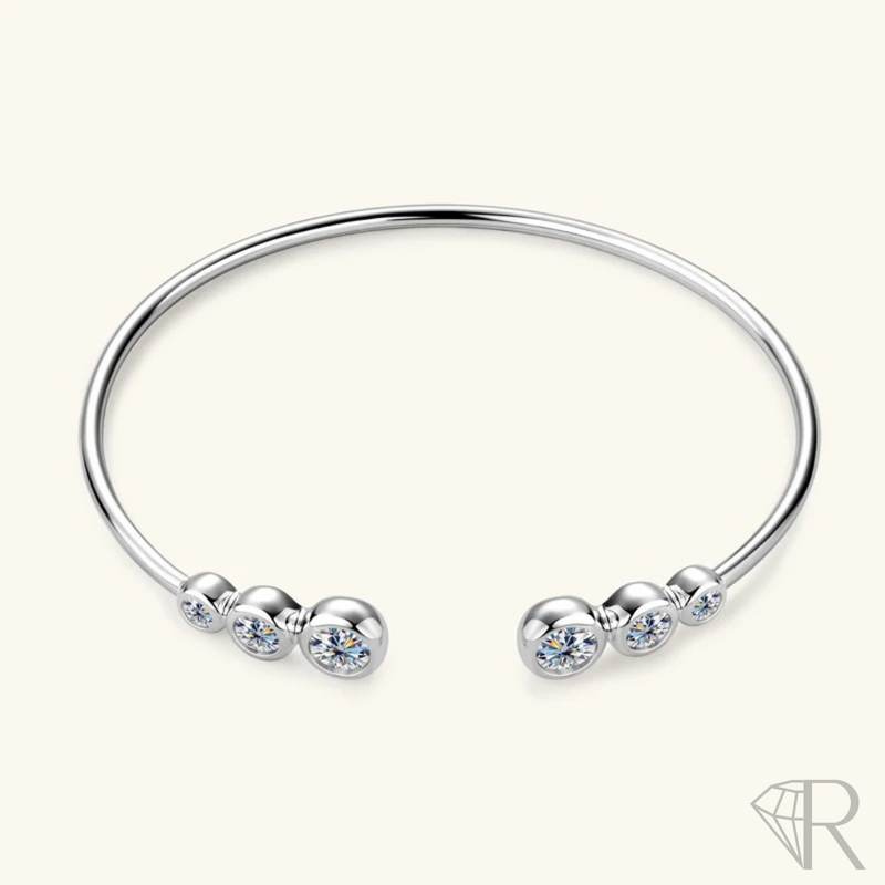 Bracelete Ajustável Elegance em Cristal de Moissanite