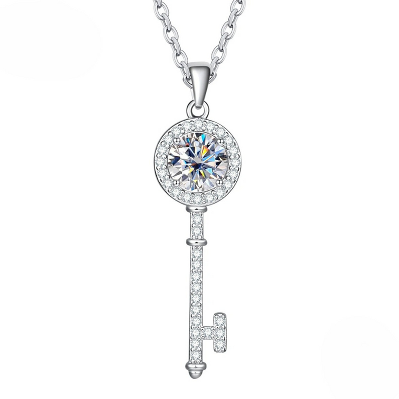 Colar Chave do Encanto em Cristal de Moissanite