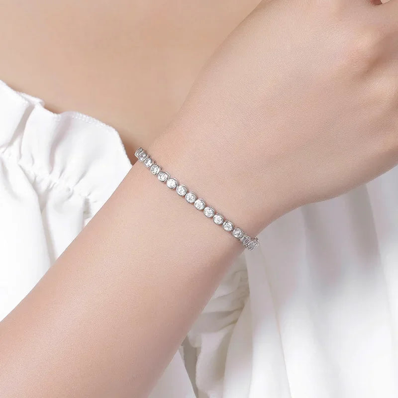 Bracelete Encanto Circular em Cristal de Moissanite